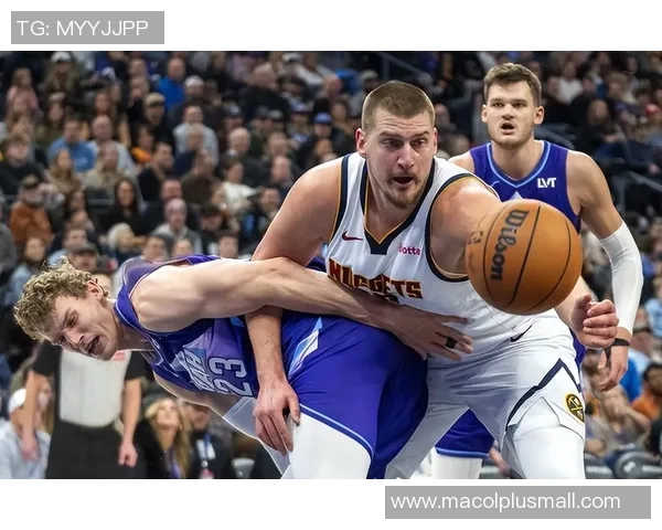 掘金与爵士常规赛精彩对决展现球队实力与战术博弈